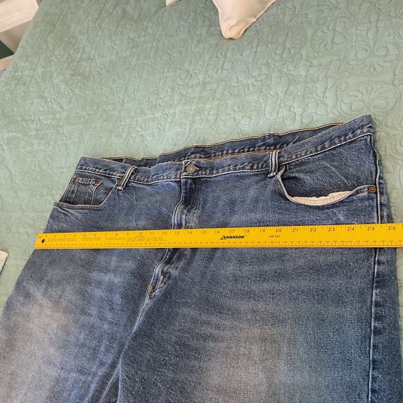 Levis Mens 569 Loose Straight Fit Shorts Denim Medium Wash W48 - Picture 10 of 13